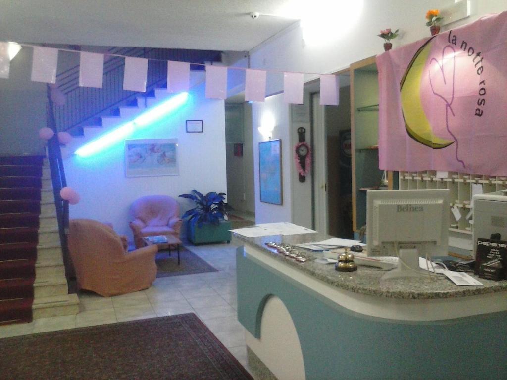 Hotel Tv ริมินี ภายนอก รูปภาพ